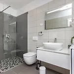 Antonia With Heated Pool * Dograde