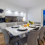 Villa Antonia With Heated Pool